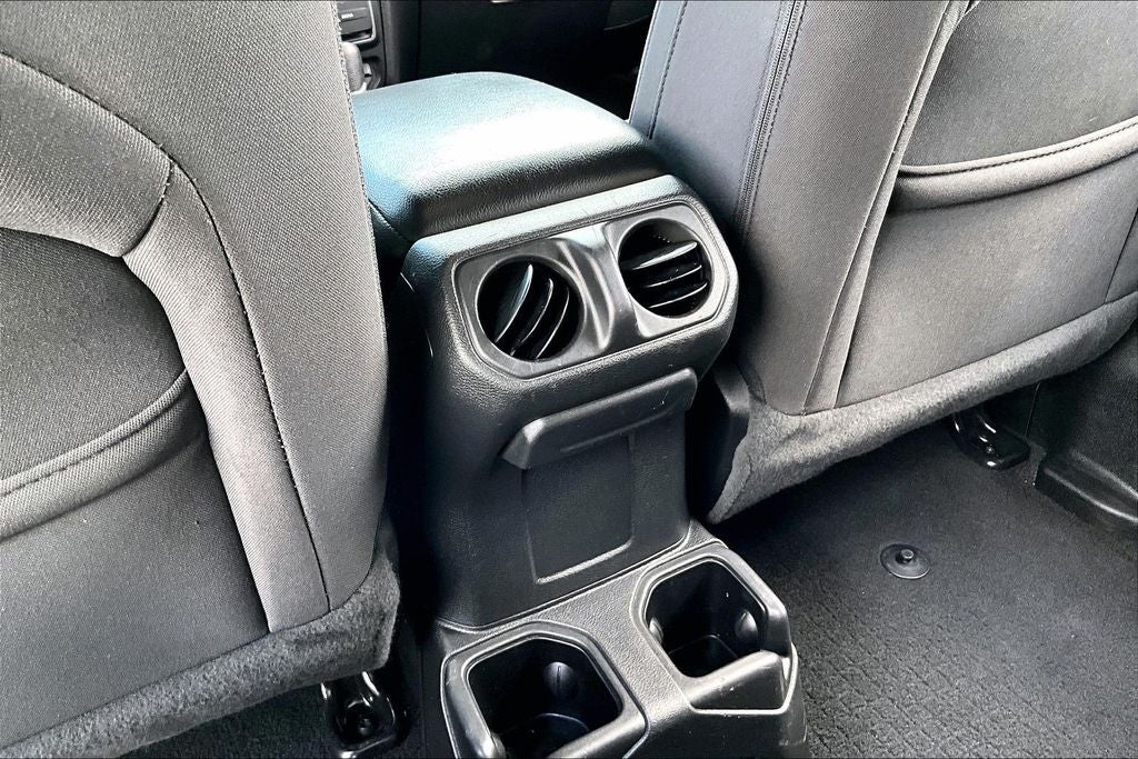 2022 Jeep Wrangler Unlimited Willys Sport - Photo 33