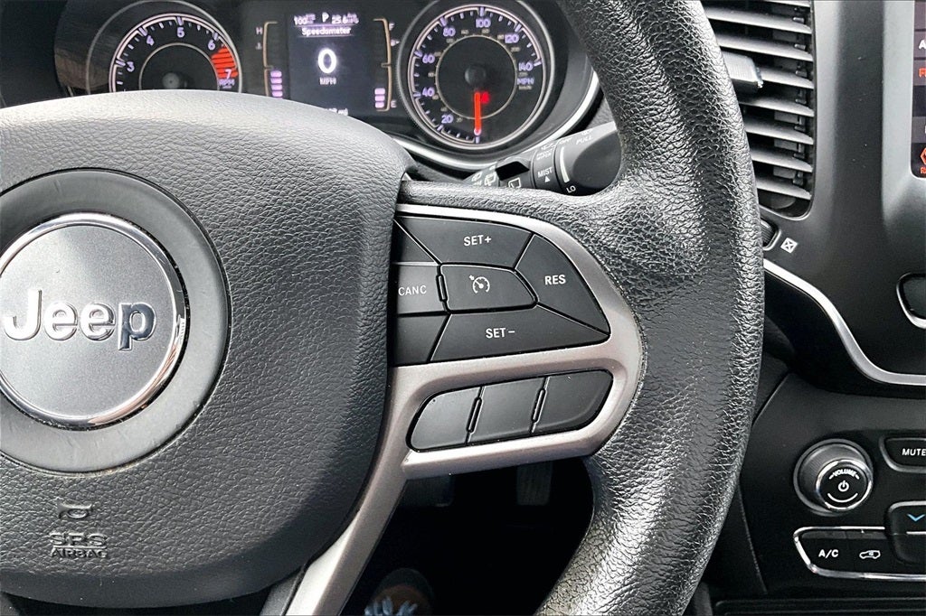 2019 Jeep Cherokee Latitude