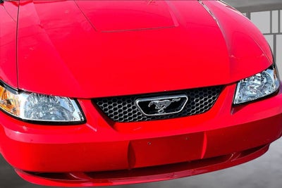 2004 Ford Mustang V6