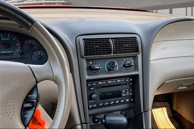 2004 Ford Mustang V6