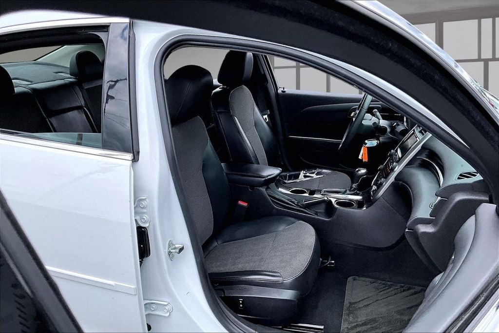2015 Chevrolet Malibu LT 1LT