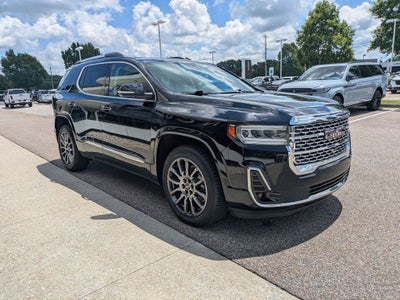 2023 GMC Acadia Denali