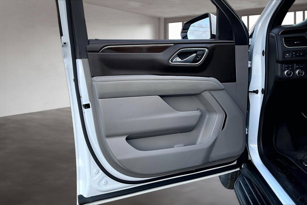 2024 GMC Yukon SLE