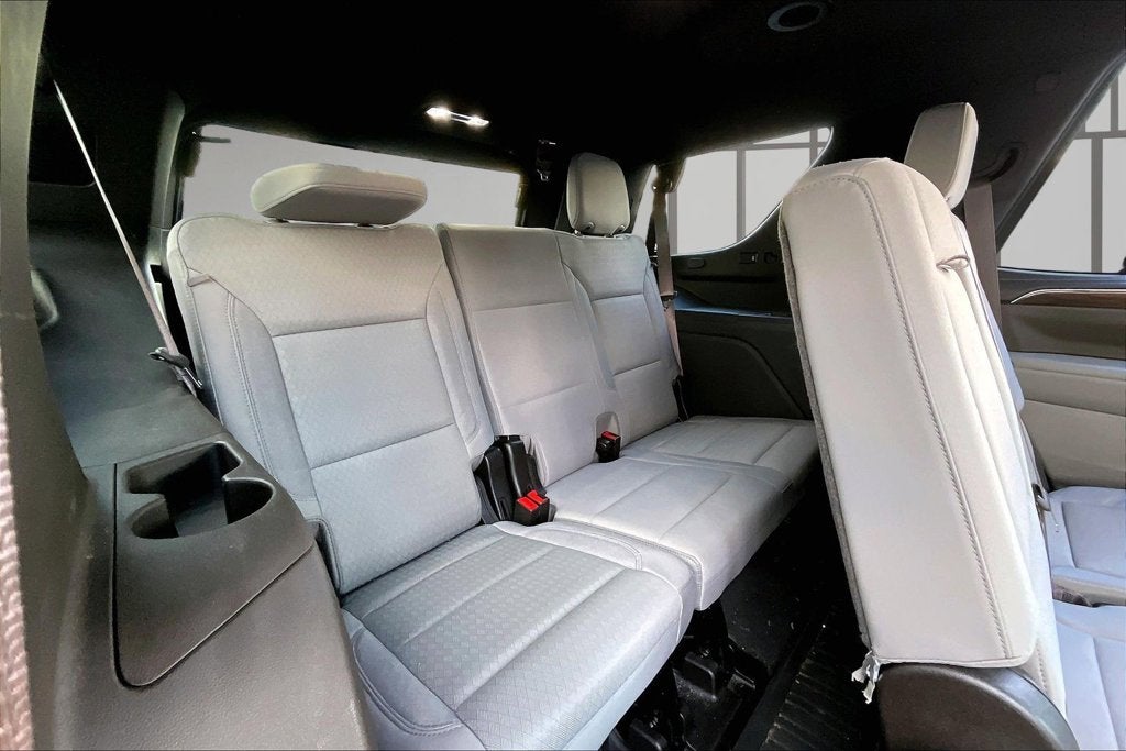 2024 GMC Yukon SLE