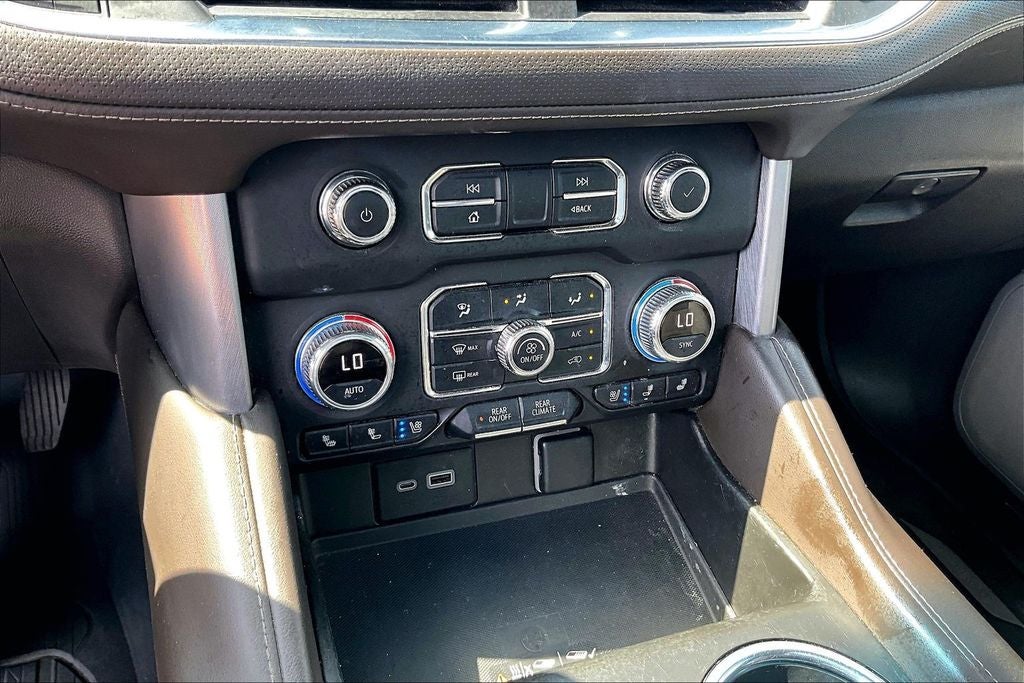 2022 GMC Yukon XL SLT