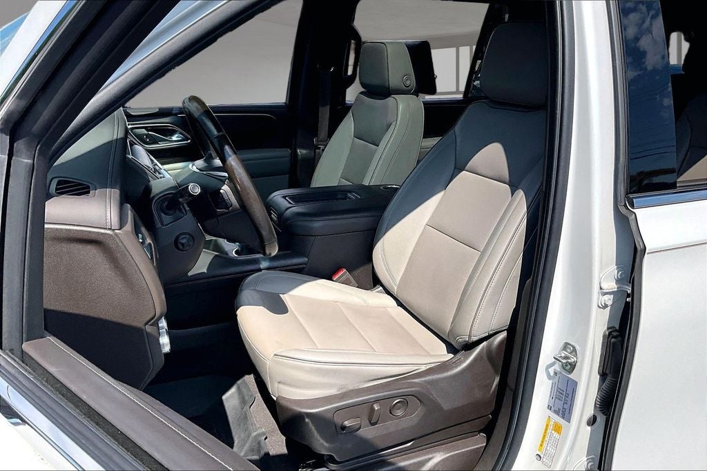 2022 GMC Yukon XL SLT