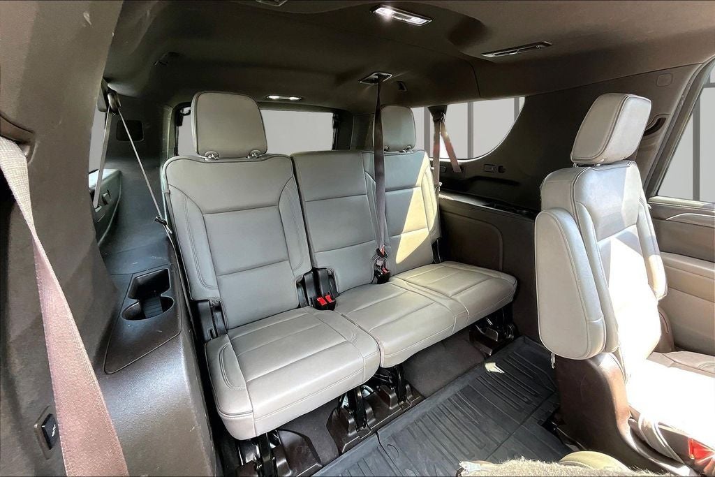 2022 GMC Yukon XL SLT