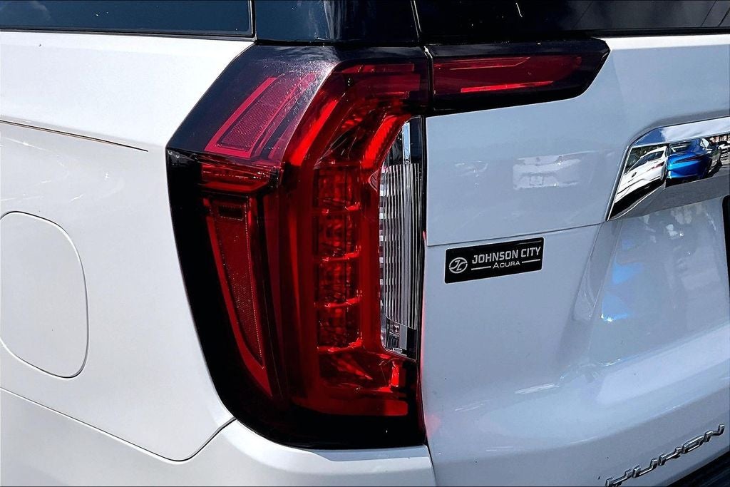 2022 GMC Yukon XL SLT