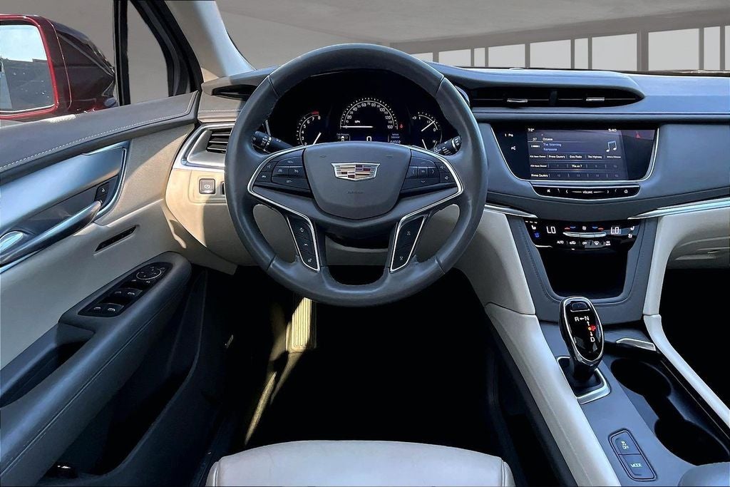 2018 Cadillac XT5 Premium Luxury