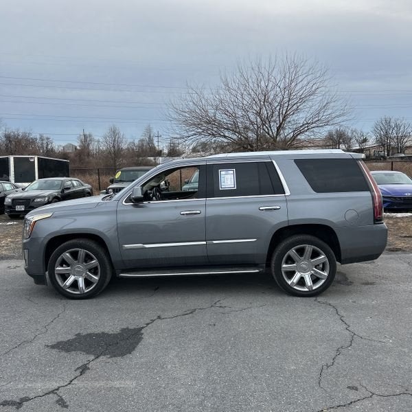 2019 Cadillac Escalade Luxury