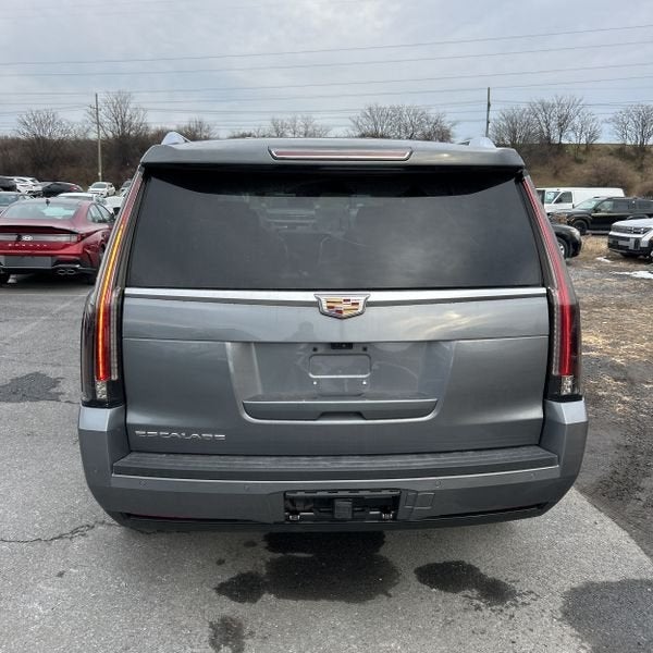 2019 Cadillac Escalade Luxury