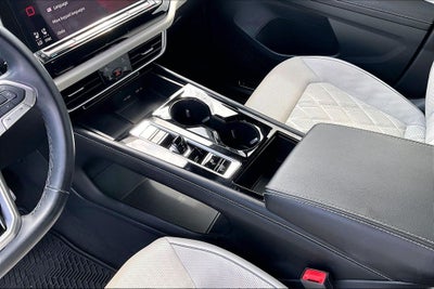 2024 Volkswagen Atlas Cross Sport 2.0T SEL Premium R-Line
