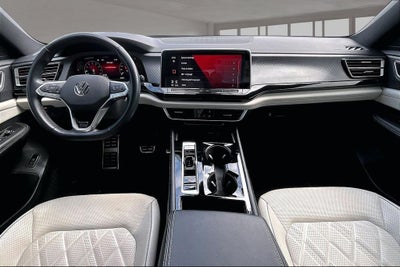 2024 Volkswagen Atlas Cross Sport 2.0T SEL Premium R-Line