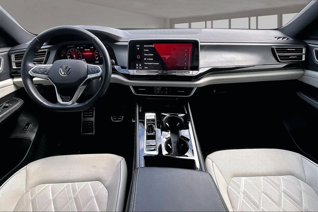 2024 Volkswagen Atlas Cross Sport 2.0T SEL Premium R-Line