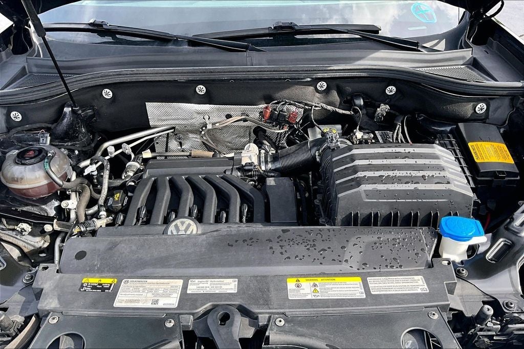 2022 Volkswagen Atlas 3.6L V6 SEL Premium R-Line