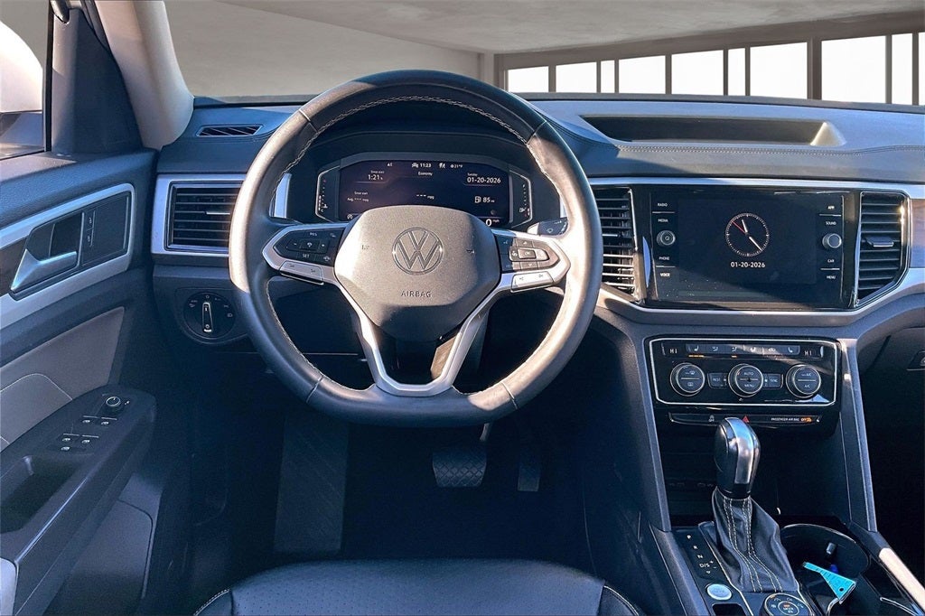 2022 Volkswagen Atlas 3.6L V6 SE w/Technology