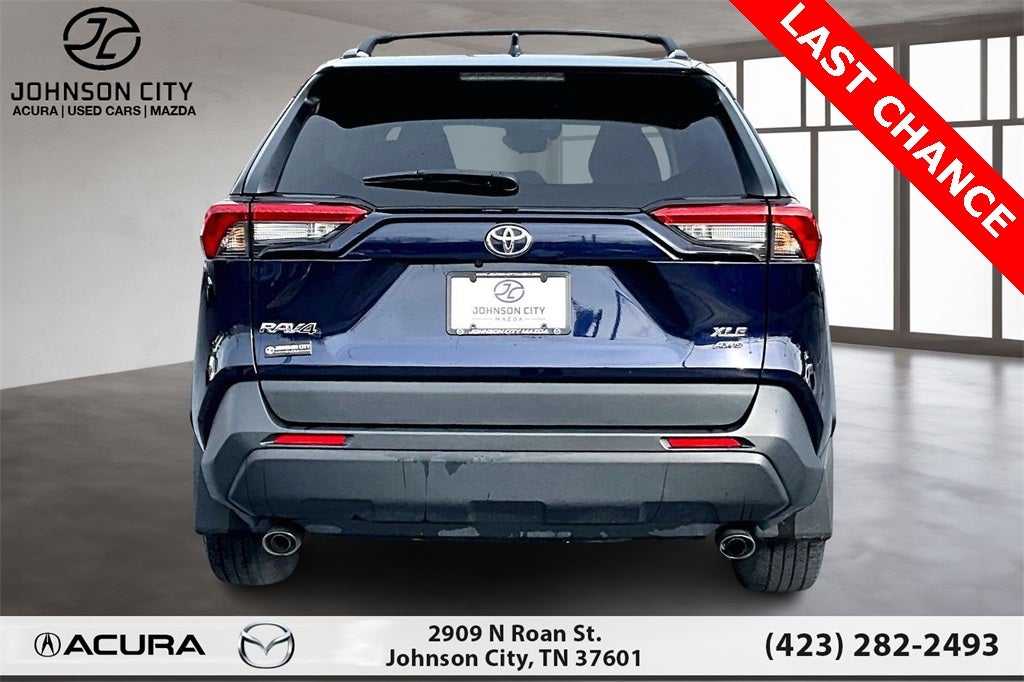 2022 Toyota RAV4 XLE