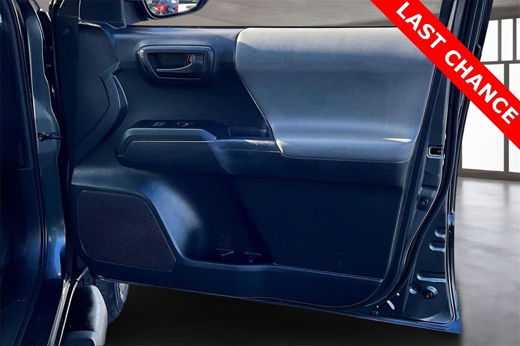 2023 Toyota Tacoma SR V6