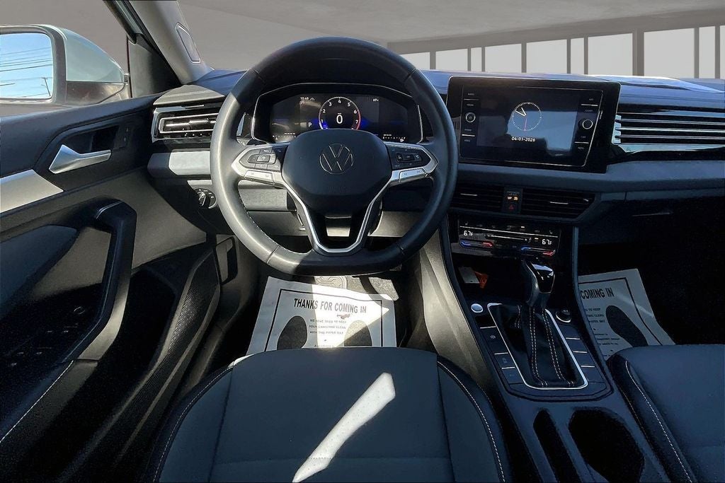 2025 Volkswagen Jetta 1.5T SE