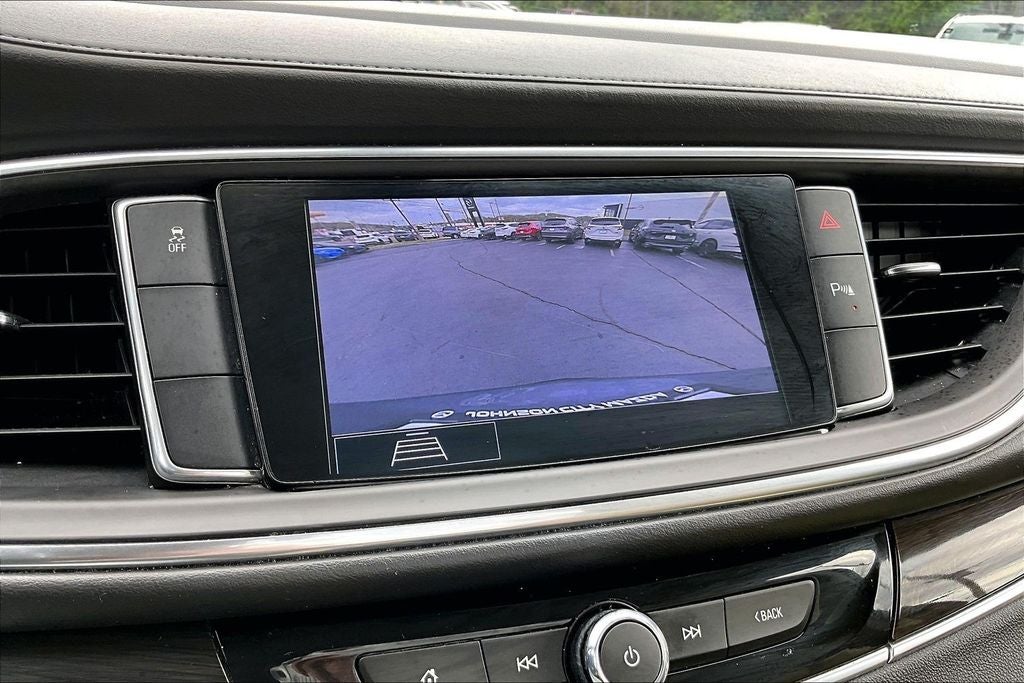 2020 Buick Enclave Essence