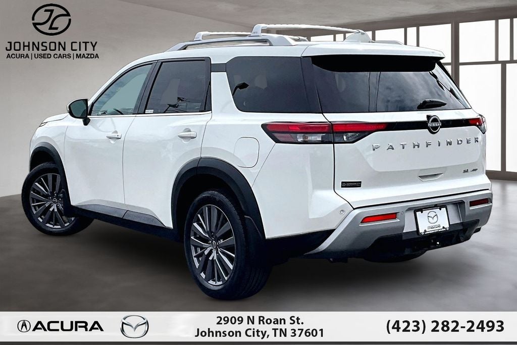 2023 Nissan Pathfinder SL
