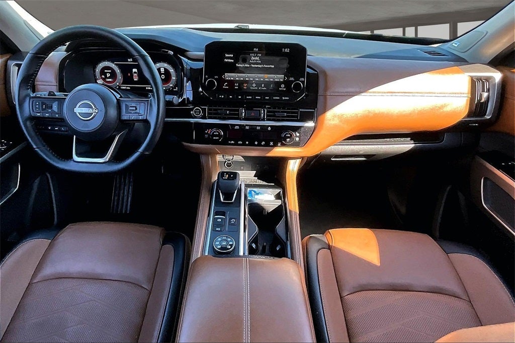 2024 Nissan Pathfinder Platinum