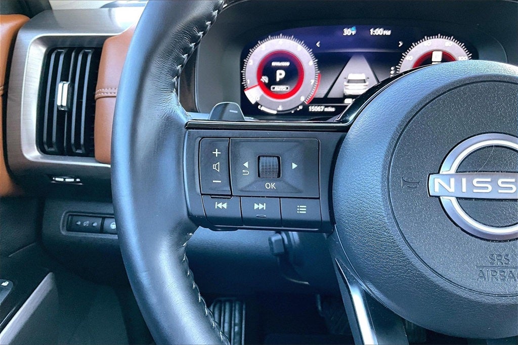 2024 Nissan Pathfinder Platinum