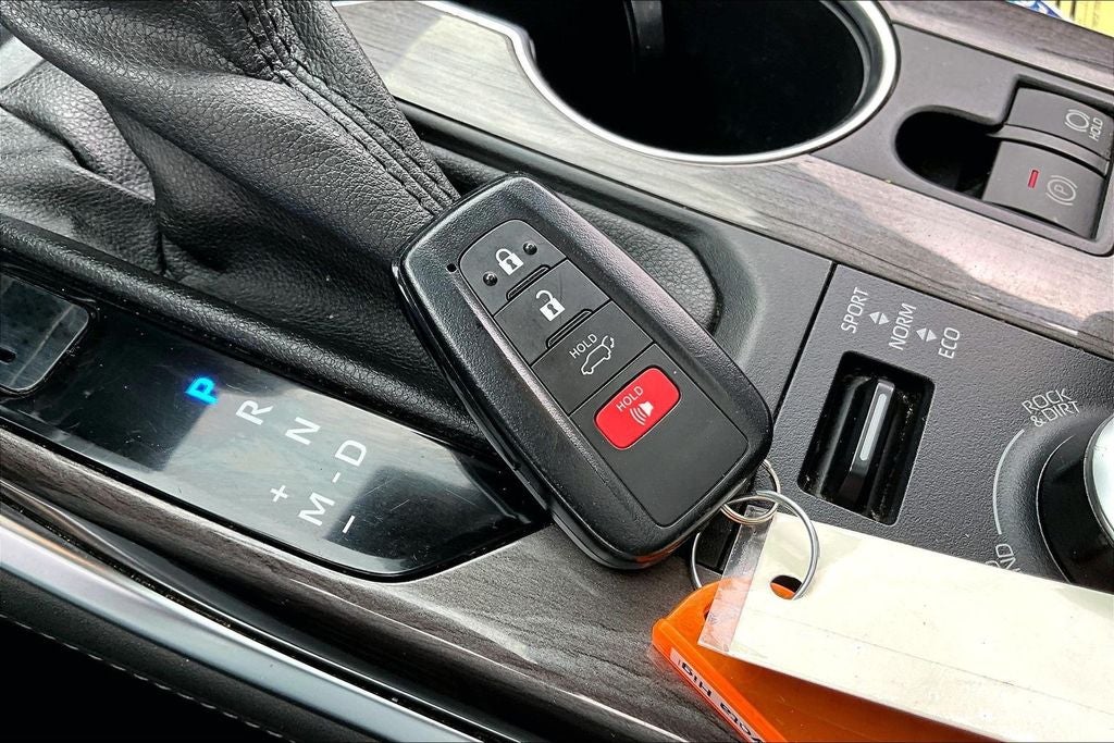 2022 Toyota Highlander Limited