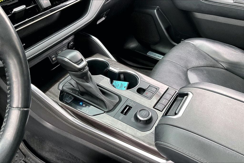 2022 Toyota Highlander Limited