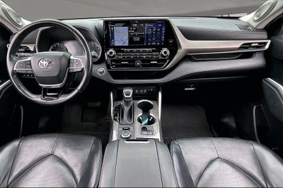 2022 Toyota Highlander Limited