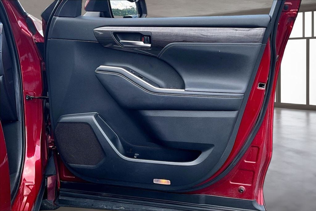 2020 Toyota Highlander Platinum