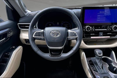 2025 Toyota Highlander Limited
