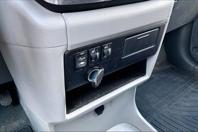 2017 Toyota Sienna XLE 8 Passenger