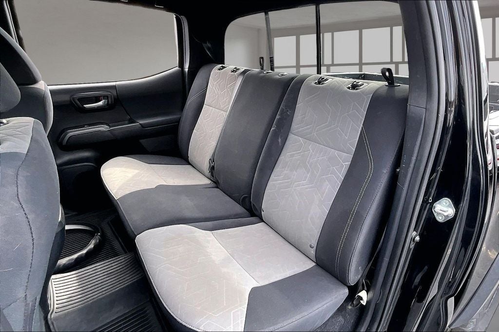 2020 Toyota Tacoma SR5 V6