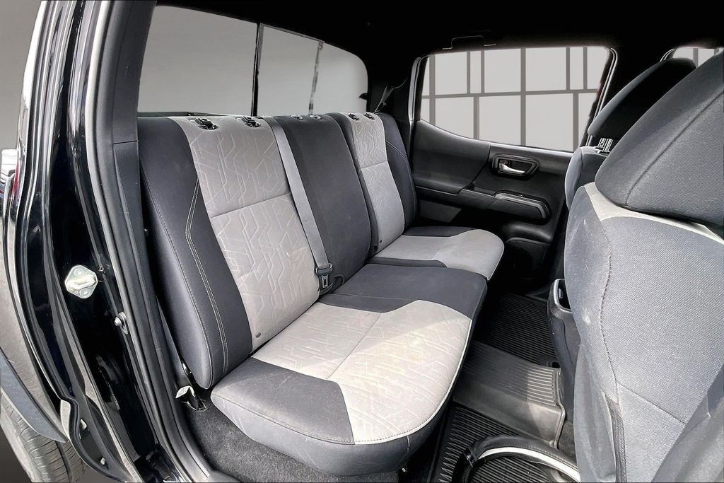 2020 Toyota Tacoma SR5 V6