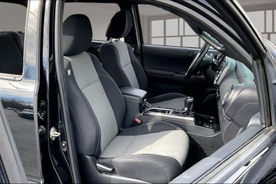 2020 Toyota Tacoma SR5 V6