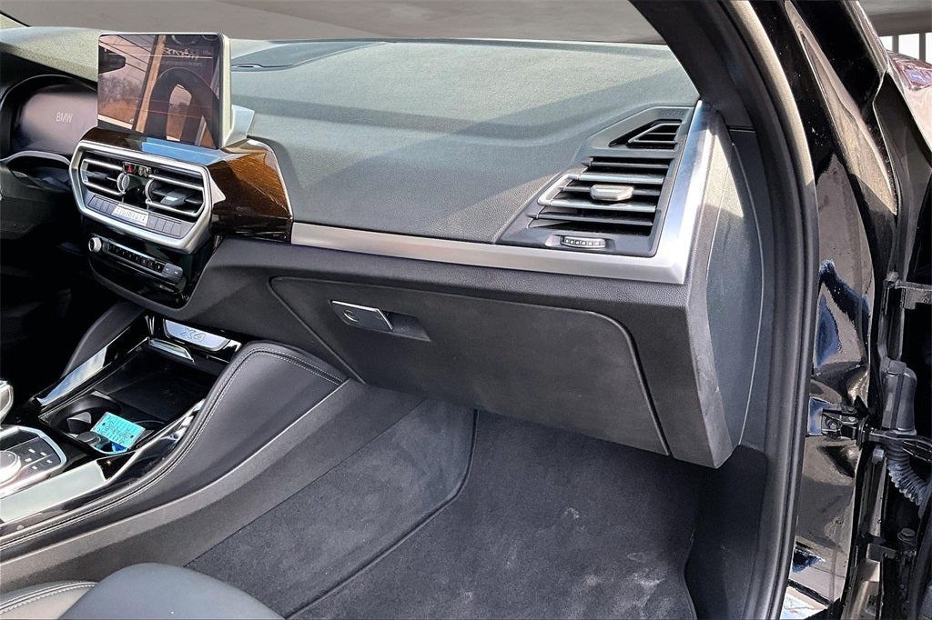 2023 BMW X4 xDrive30i