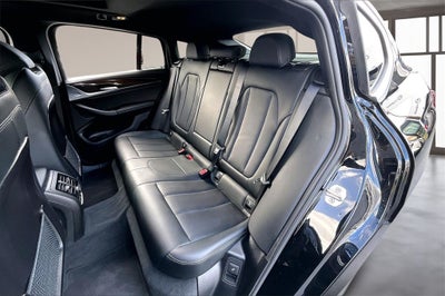 2023 BMW X4 xDrive30i