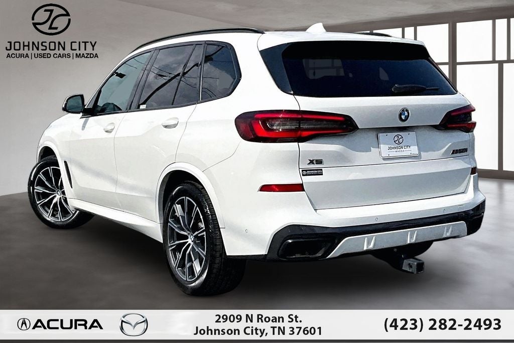 2021 BMW X5 M50i