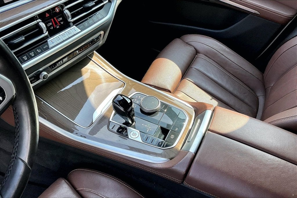2021 BMW X5 M50i