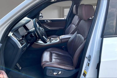 2021 BMW X5 M50i