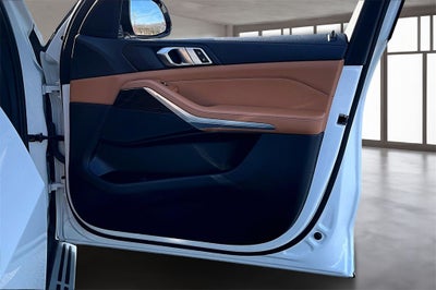 2023 BMW X5 xDrive45e