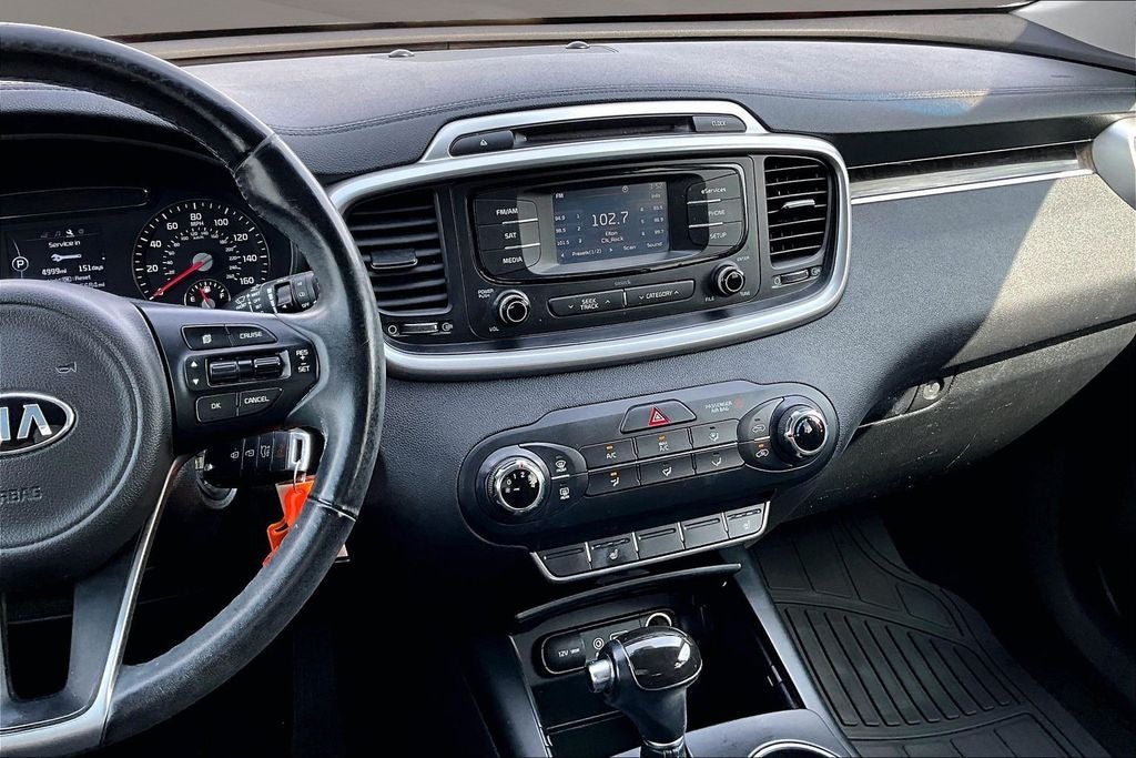 2016 Kia Sorento LX
