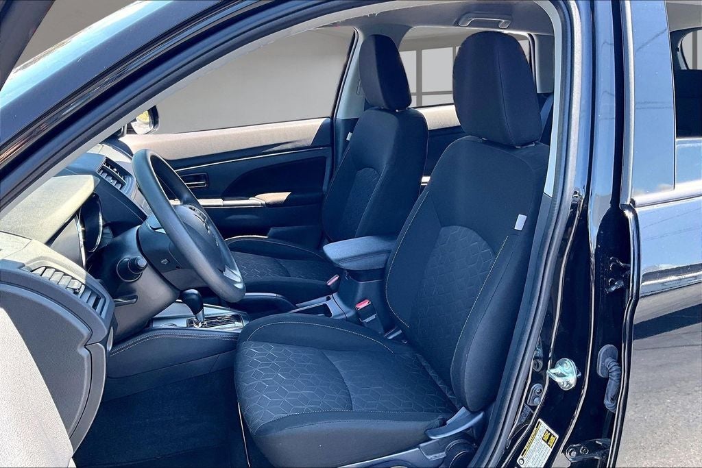 2025 Mitsubishi Outlander Sport 2.0 ES