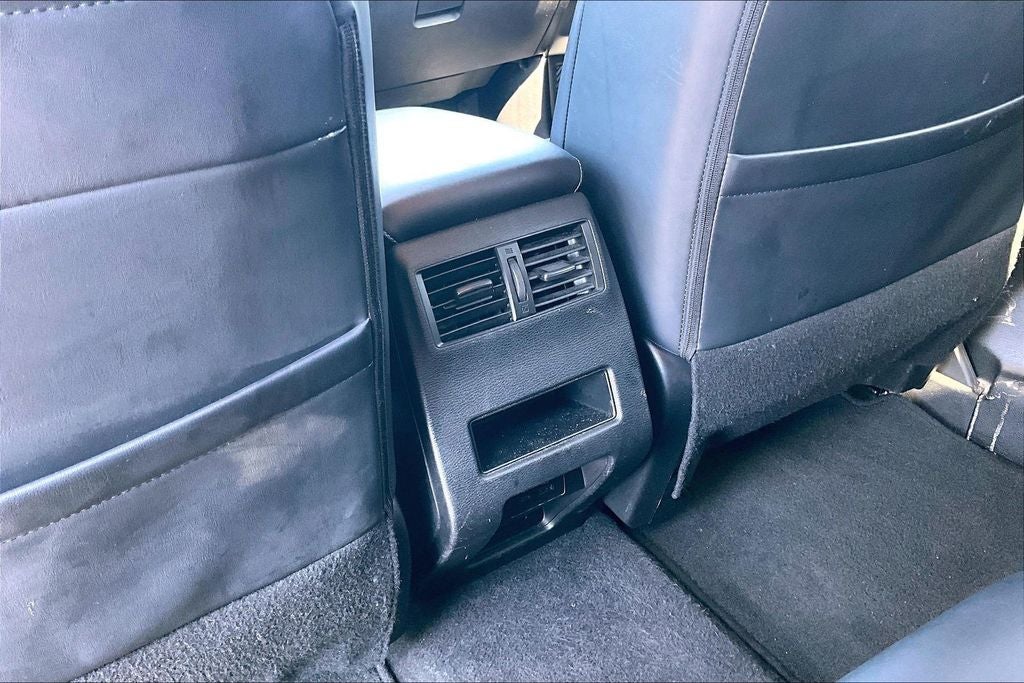 2024 Mitsubishi Outlander SE Black Edition w/Pano Roof