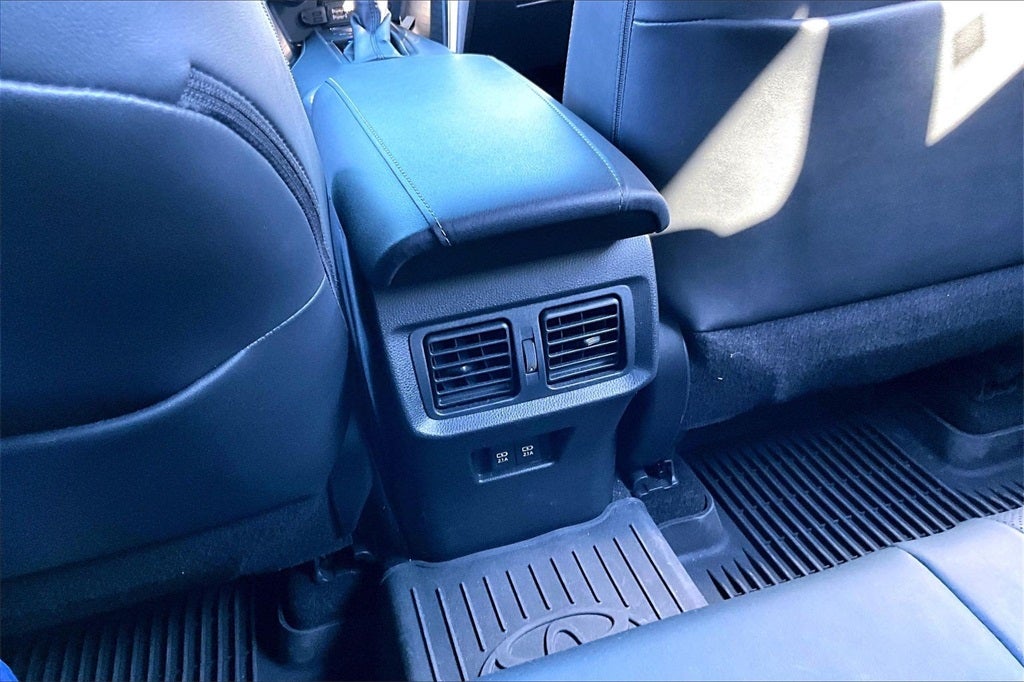 2021 Toyota Venza Base