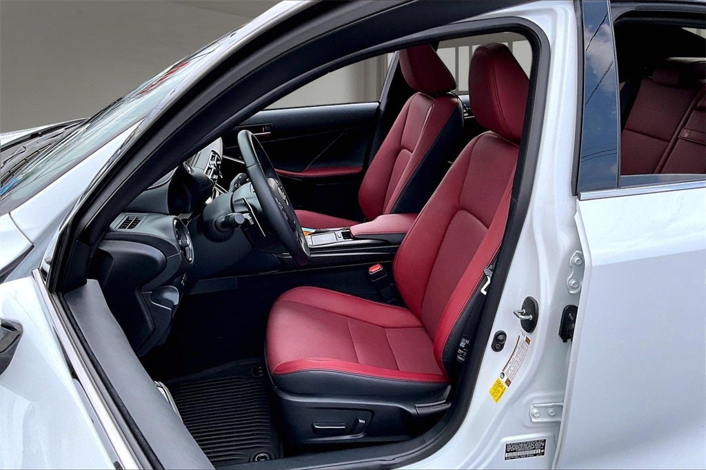 2025 Lexus IS 350 F SPORT Design