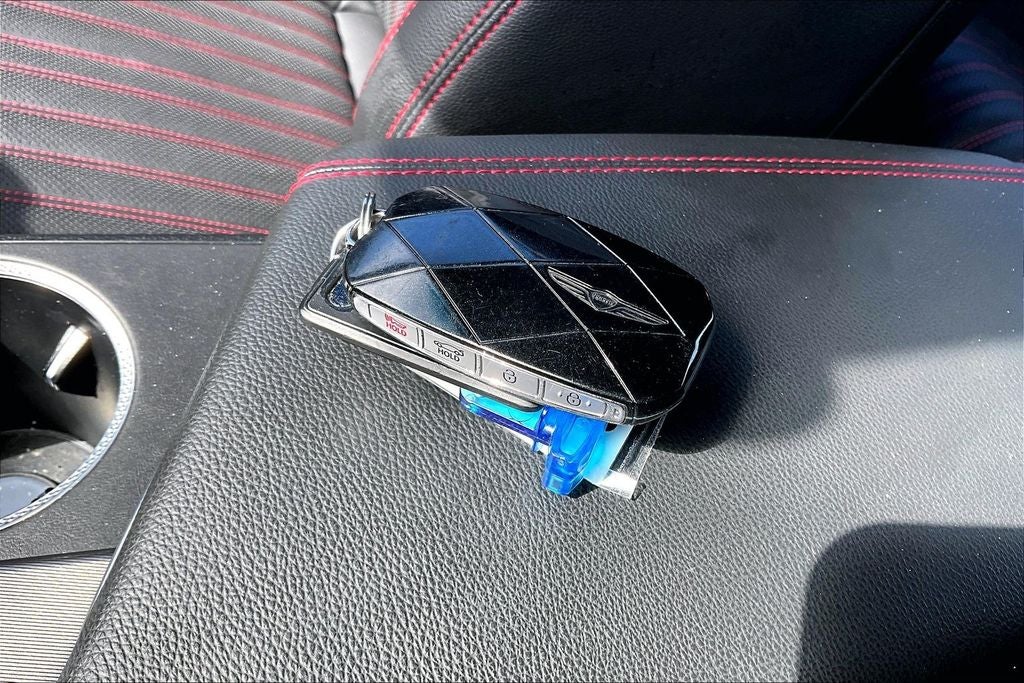 2024 Genesis G70 2.5T