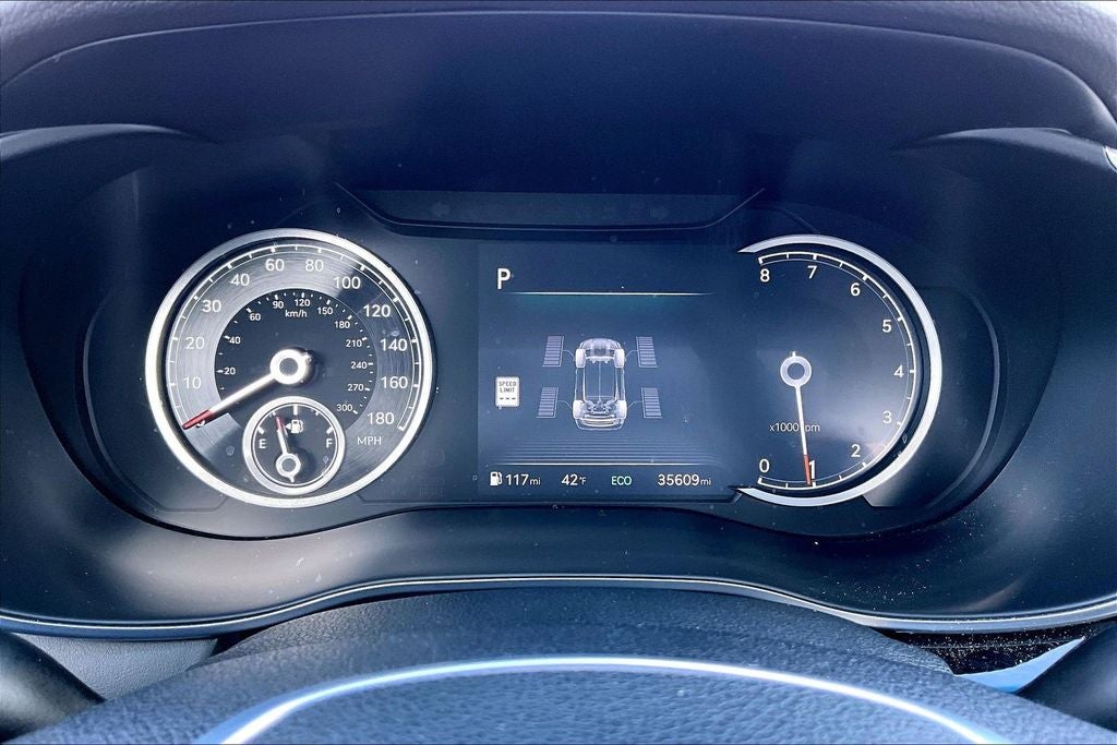 2024 Genesis G70 2.5T