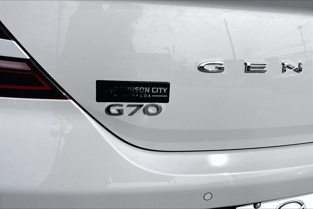 2024 Genesis G70 2.5T